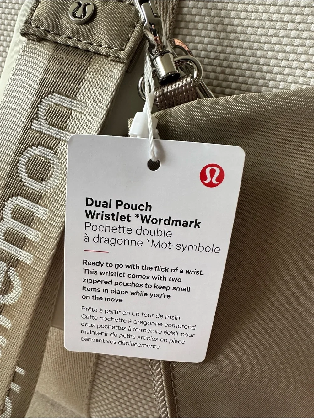New! Lululemon Two Tone Canvas Tote with Dual Pouch Wristlets - Picture 8 of 14